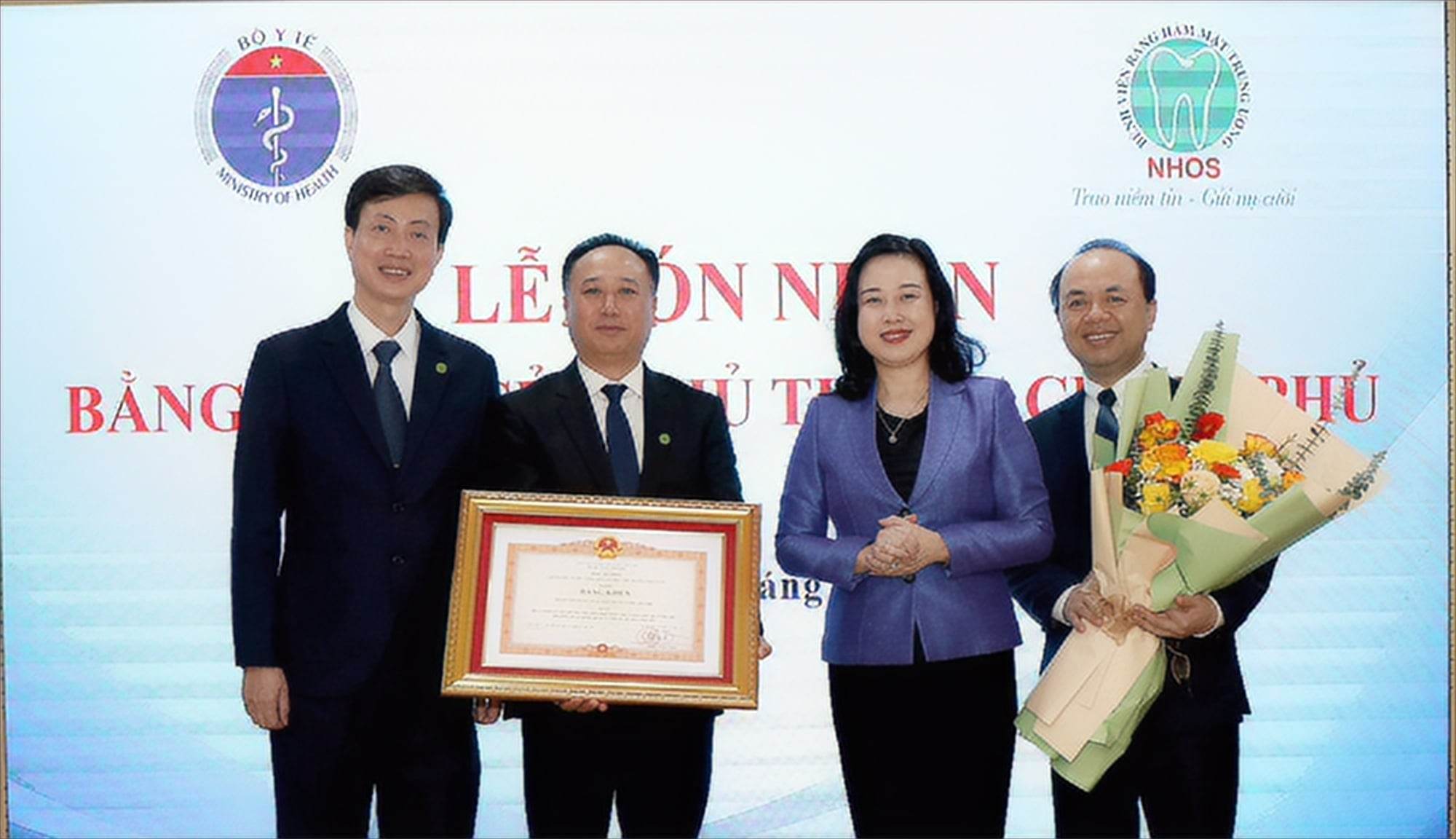 Bệnh viện Răng Hàm Mặt Trung ương Hà Nội long trọng tổ chức Đại hội đại biểu Công đoàn cơ sở nhiệm kỳ 2023 -2028 và Lễ đón nhận bằng khen của Thủ tướng chính phủ.